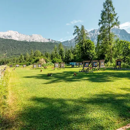 Sonnenplateau By Amii Tatil Evi Wildermieming